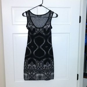 bebe Size 6 Black Dress